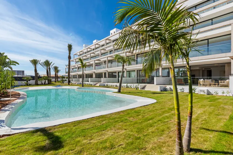 Apartamento 2 Dormitorios Mar de Cristal Espa	
	
	
a