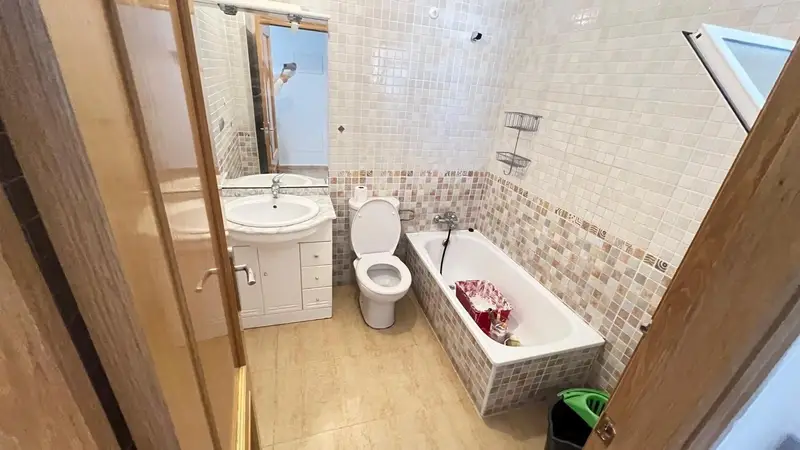 Apartamento en Villamartin con Vistas al Mar y Solarium
