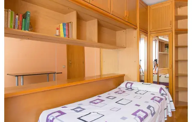 Alquiler Apartamento 4 Dormitorios Cornellà de Llobregat