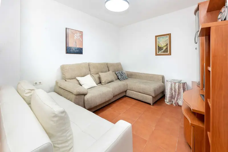 Venta Casa de 3 habitaciones en Reyes Catolicos, Granada - Ref: D5092