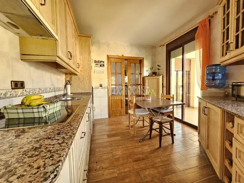 Piso Reformado en San Jose Del Valle 134m2