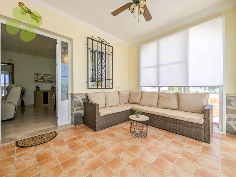 Chalet en Venta en Partaloa Almeria con Piscina Privada y Jacuzzi