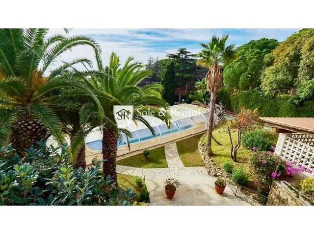 Chalet de Lujo en Venta Lloret de Mar
