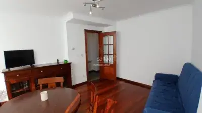 Apartamento en alquiler en Canido