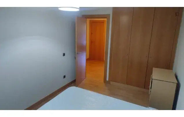 Alquiler Apartamento 5 Dormitorios Logroño 3-24 Meses