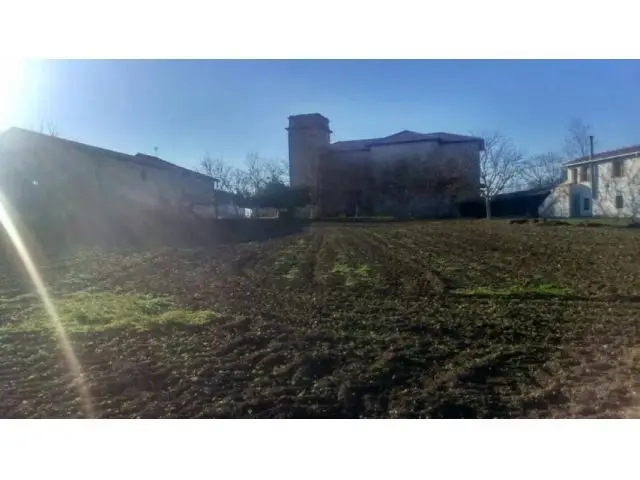 Fincas Urbanizables en Mendijur Centro - Alava