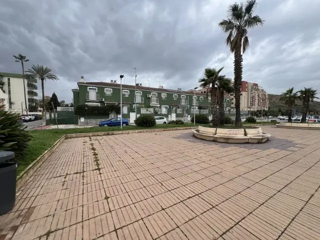 Adosado 3 Dormitorios Teatinos Málaga Garaje Trastero