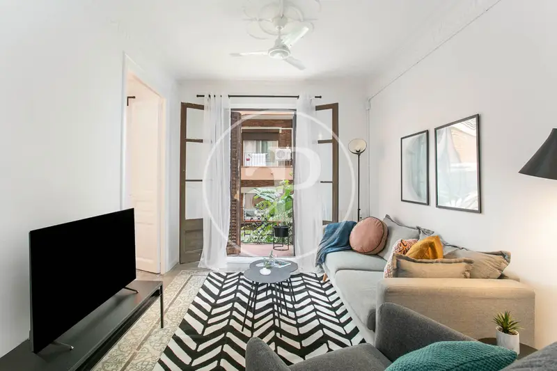 Piso en venta en Poble Sec, 67m2, reformado, 2 habitaciones