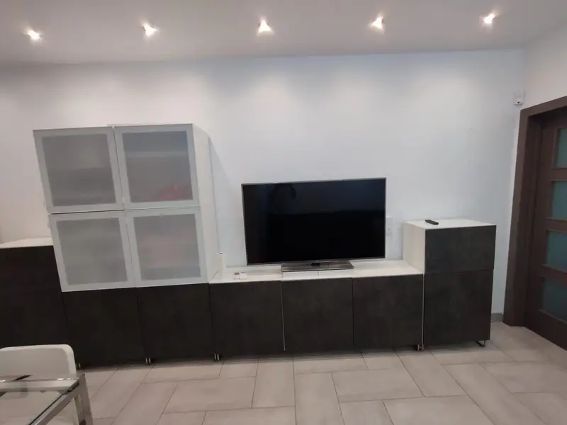 Piso en Sagrada Familia Barcelona 52m2 Amueblado Trastero
