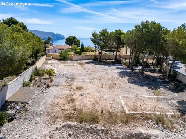 Parcela con Proyecto Villa Contemporanea en Altea La Vella