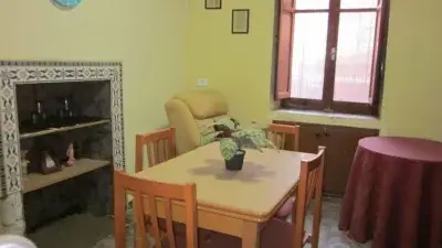 Casa en venta en Carrer de Bisbe Gavalda