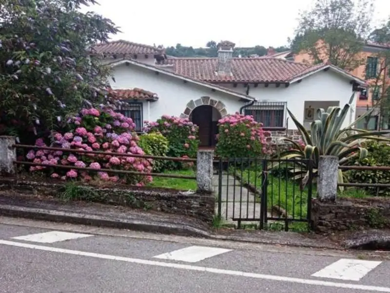 Chalet en Soto de Luiña Asturias necesita reforma integral
