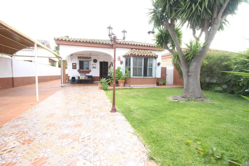 Chalet en Venta Los Gallos Chiclana de la Frontera