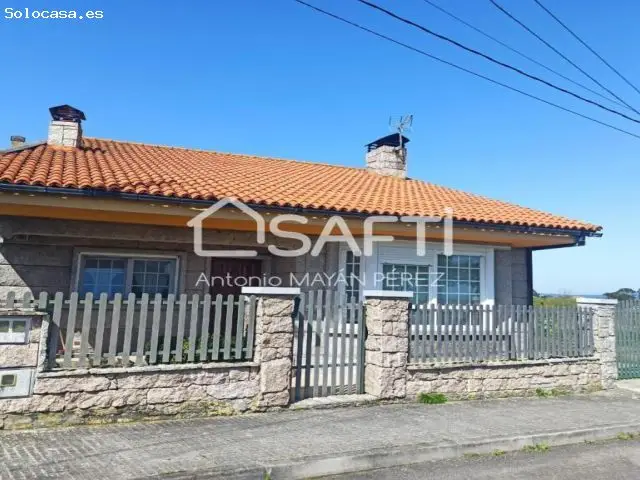 Casa Chalet en Venta Aguiño Ribeira 229m2 1172m2 Parcela
