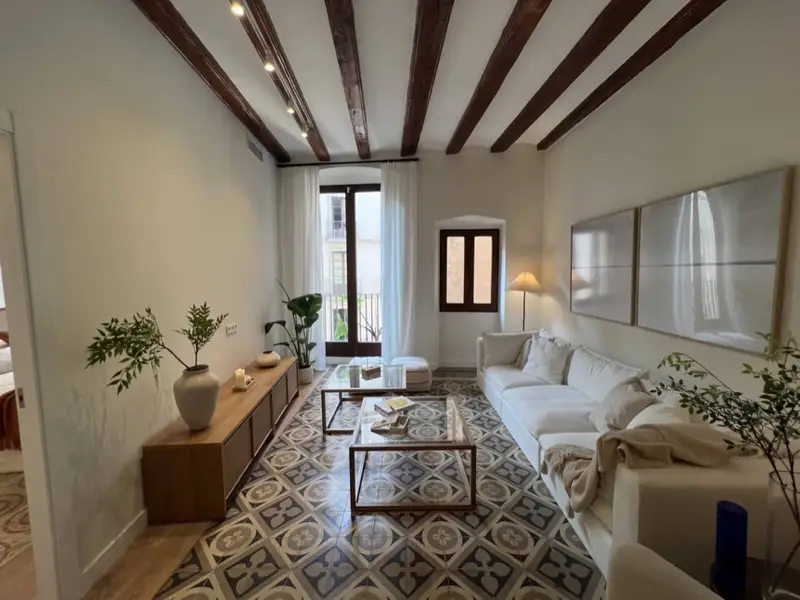 Piso Reformado en el Born 155m2 Finca Histórica