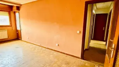 Piso en Venta en Medina del Campo: 3 Dormitorios, 2 Galerias, Ascensor