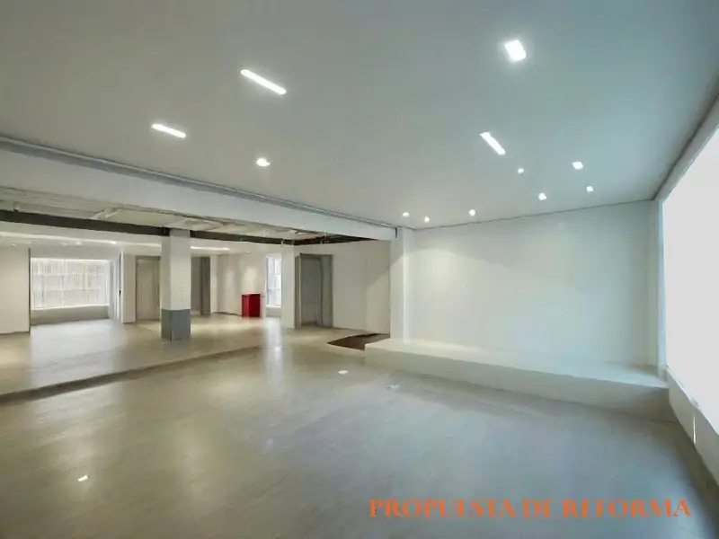 Venta Local Comercial 232m2 Sants Badal 3 Habitaciones