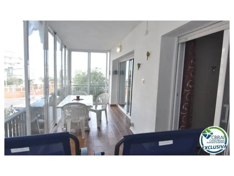 Venta Piso con terraza en Centenys