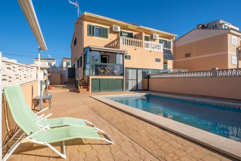 Chalet Pareado en Badia Blava Mallorca Vistas al Mar