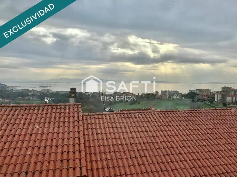Adosado en venta en Ribeira A Coruna 271m2 con vistas al mar