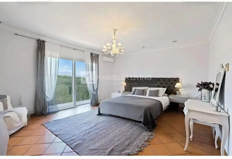 Casa de Campo de 4 Dormitorios en Sotogrande
