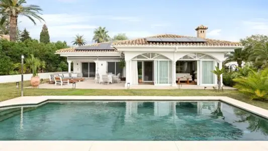 Villa en Elviria 3 Dormitorios Lujo Moderna Cerca Playa Golf
