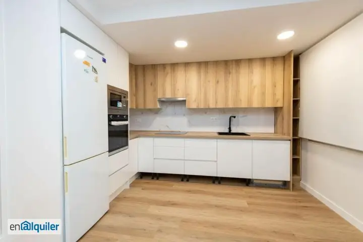 Alquiler Piso Reformado Centro Alicante Avenida Maisonnave
