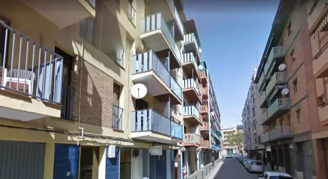 Piso en venta en Calle de Girona