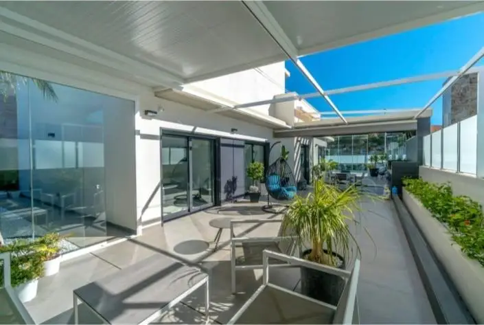 Villa en Venta Campoamor 3 Dormitorios Piscina Privada Jacuzzi