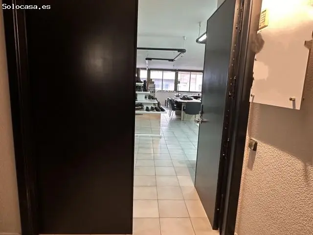 Oficina en Venta en Barcelona cerca de Sants