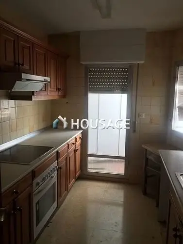 Apartamento en venta Caspe 4 dormitorios 2 baños