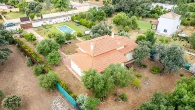 Chalet en venta en Sanlúcar la Mayor
