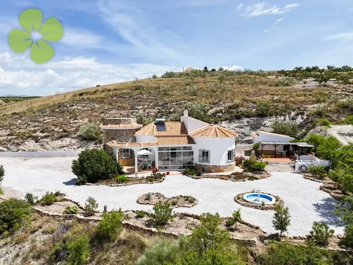 Villa 3 Dormitorios en Venta Los Cerricos Vistas Montaña