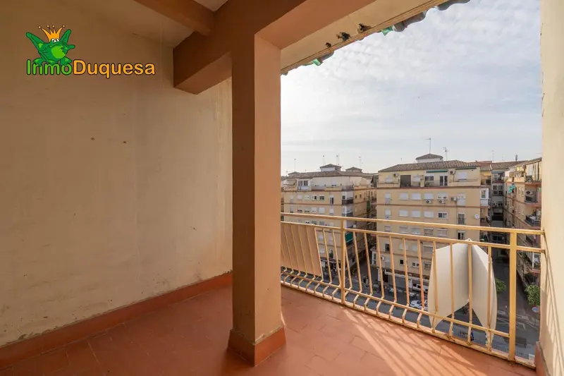 Ático en venta en Granada ciudad con vistas al río Genil