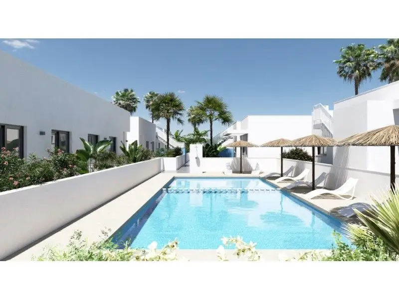 Apartamento en Venta Setla con Terraza y Piscina
