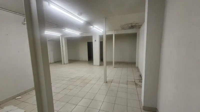 Venta Local Comercial Centro Vitoria Gasteiz 365m2
