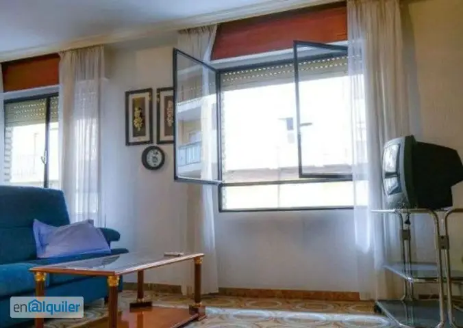 Alquiler piso estudiantes Santa Eulalia 3 habitaciones
