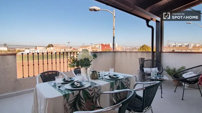 Apartamento 2 Dormitorios Amueblado Horno De Alcedo Valencia