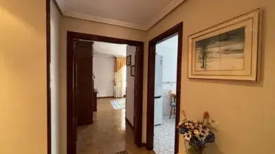 Piso en Alquiler Avenida Cristobal Colon - Ideal Parejas