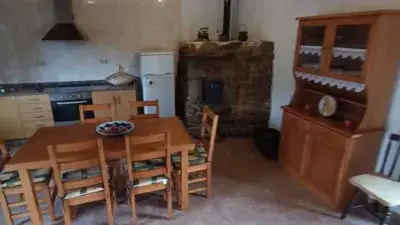 Chalet en venta en Covelo Santa Marina