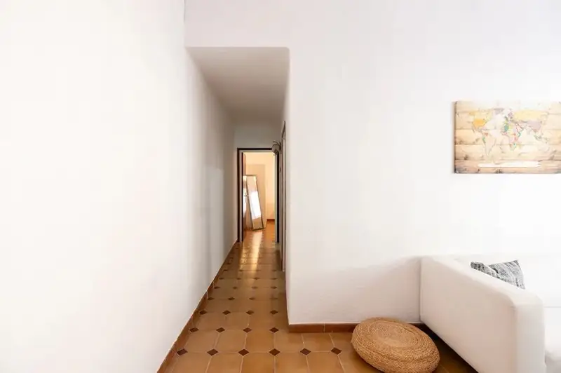 Carrer del Boix, Cornellà de Llobregat, Catalonia 08940