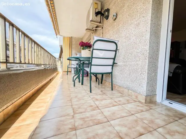 Piso en Les Roquetes: 3 Dormitorios, Terraza, Cocina Amplia