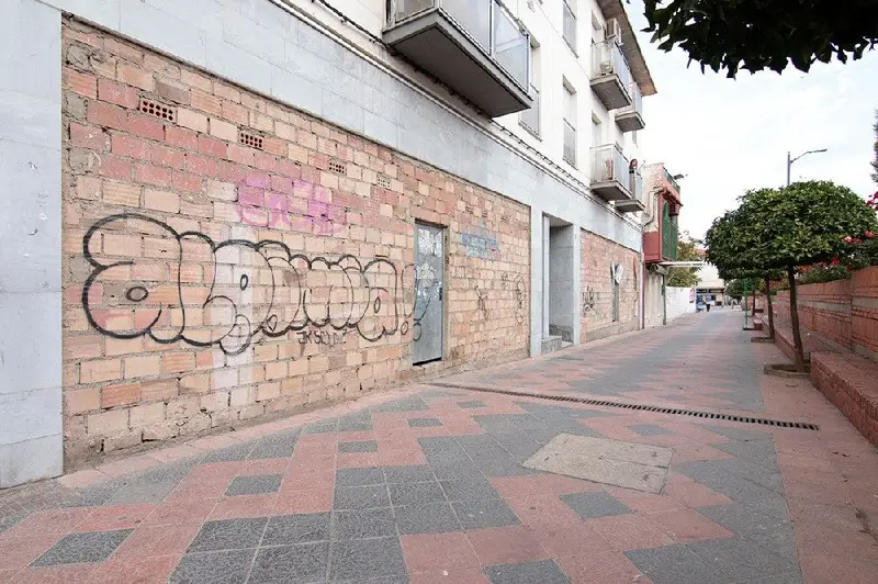 Venta Local Comercial Armilla Ref 04719