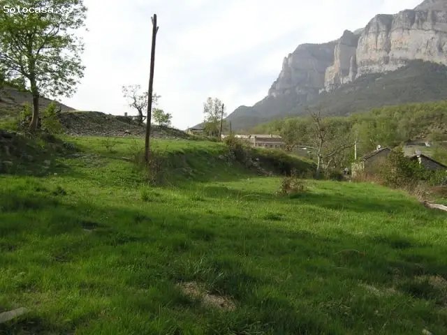 Parcela con Vistas a Peña Montañesa en Pueyo de Araguas