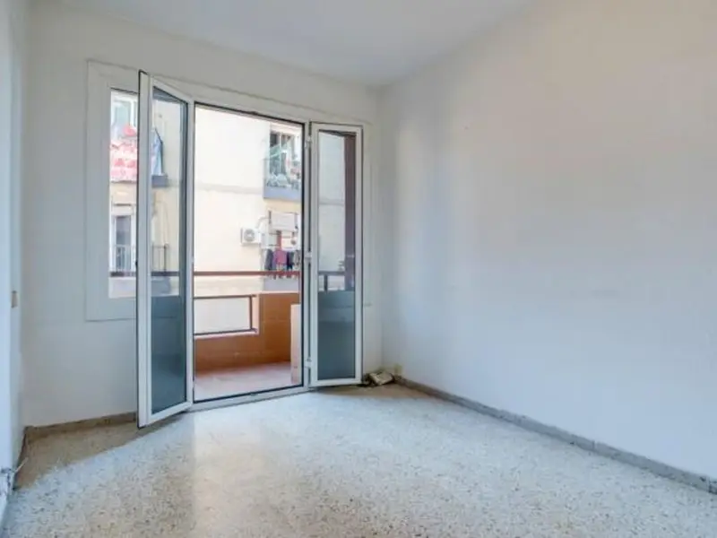 venta Piso en Hostafrancs, Sants-Montjuïc (49173548531.103700)- Globaliza