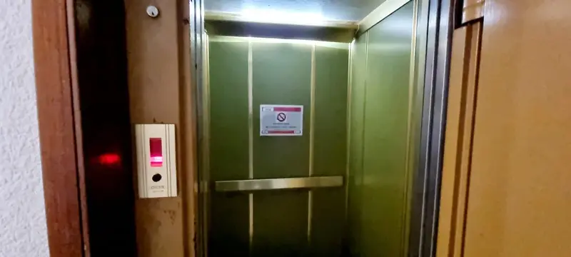 Apartamento Torrevieja: Lujo en Primera Linea de Playa