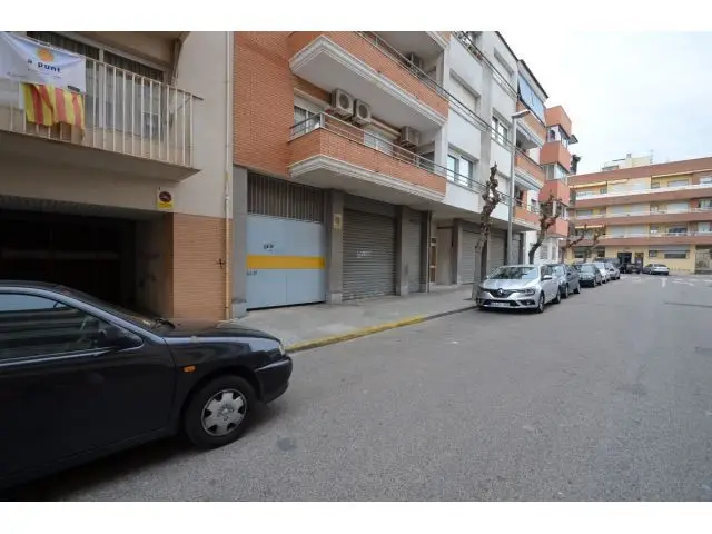 Local Comercial en Alquiler 72m2 Cerca Hospital Vilanova