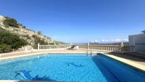 Casa Adosada en Monte Pedreguer con Vistas Impresionantes