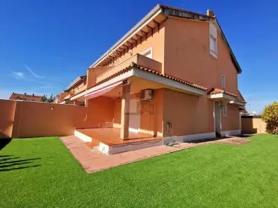 Chalet Adosado en Talavera de la Reina