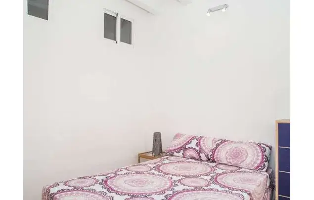 Alquiler 4 Dormitorios 75m2 Raval Barcelona Cerca Universidad MACBA